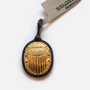 David Yurman Men’s Petrvs Scarab Amulet Enhancer in 18K and Titanium NWT